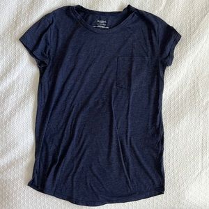 Motherhood Maternity pocket tee heathered blue
